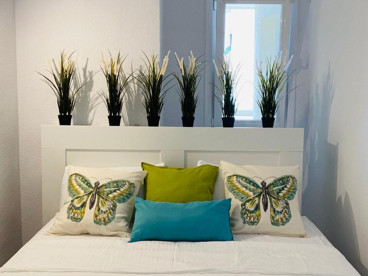 First Line! Art-Apartment On The Seafront Of Marbella With Swimming Pool Екстериор снимка